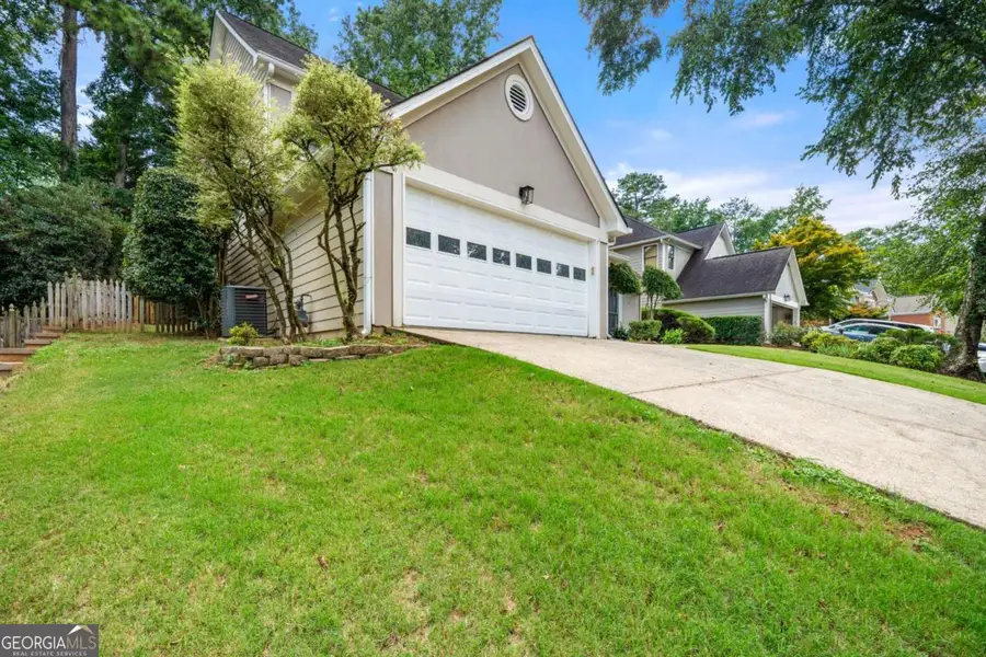 1055 Wellers Court, Roswell, GA 30076 - Image #2