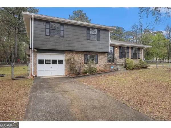 175 Slicky Rock Court, Riverdale, GA 30274