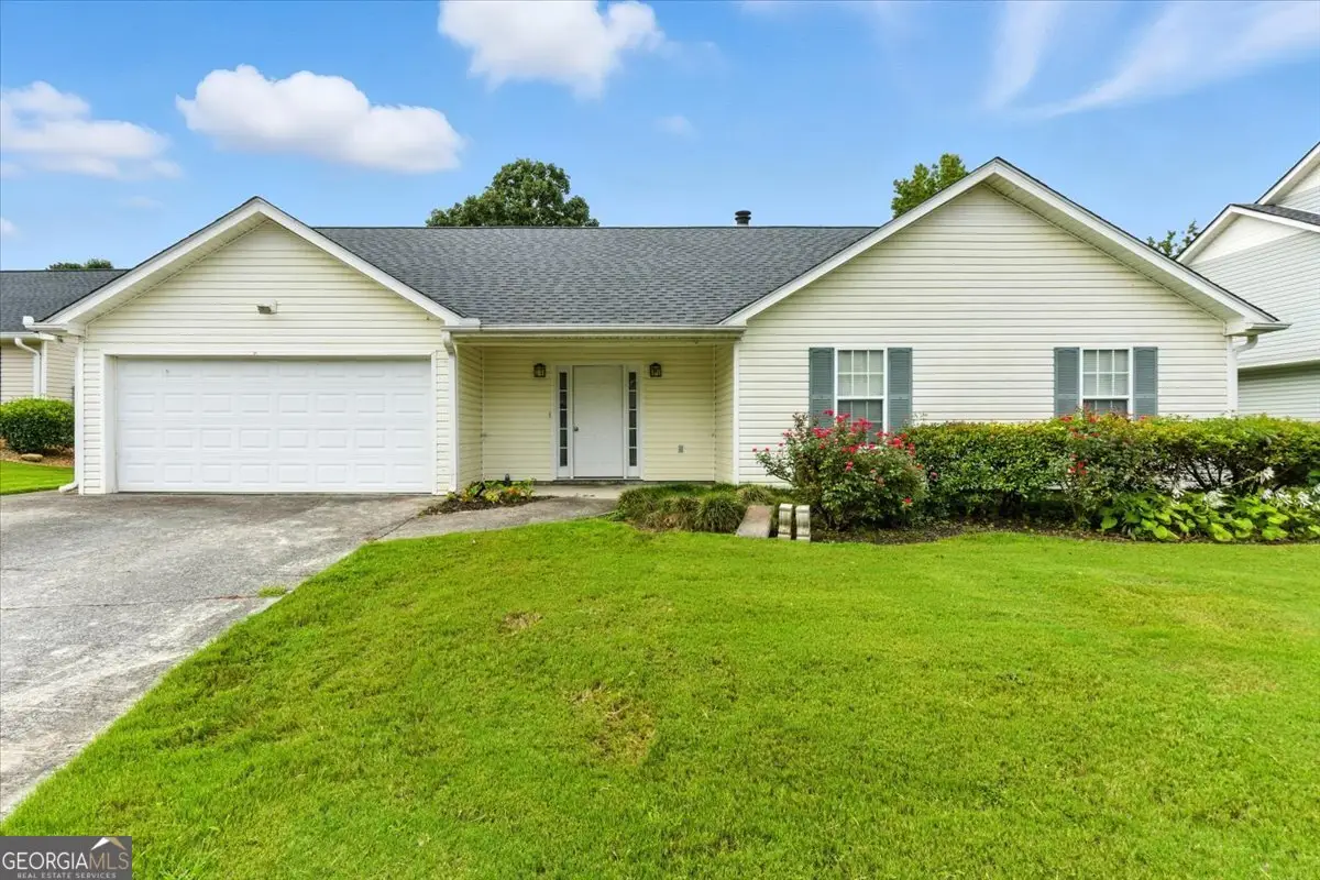 9 Redfern Trail Ne, Rome, GA 30165 - Image #1