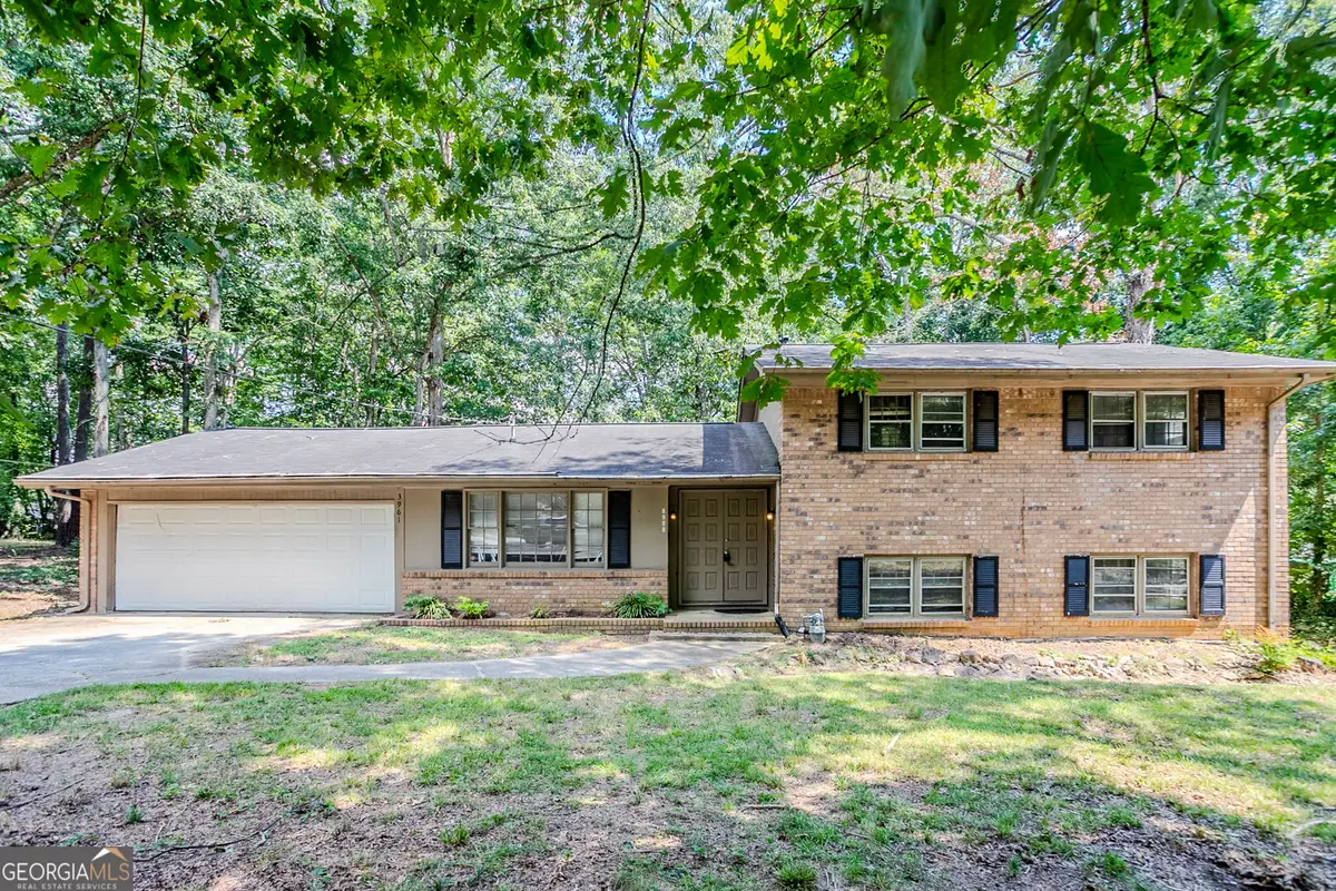 3961 Summit Drive, Douglasville, GA 30135 - Image #1