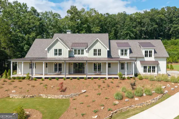 1013 Crossroad Trail, Milton, GA 30004