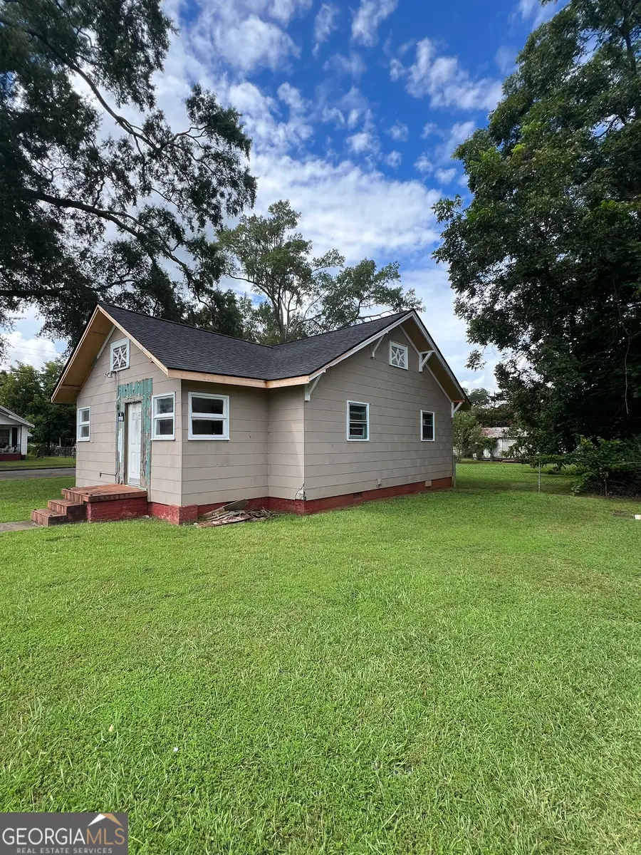 213 S Harris Avenue, Piedmont, AL 36272 - Image #2