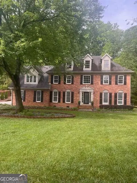 871 Cedar Trace Sw, Lilburn, GA 30047 - Image #1