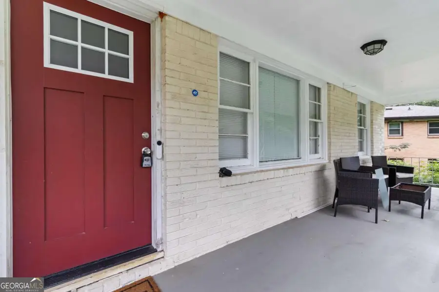 2699 Lincoln Court Nw, Atlanta, GA 30318 - Image #3