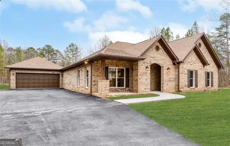 111 Stewart Avenue Ne, Milledgeville, GA 31061 - Image #2