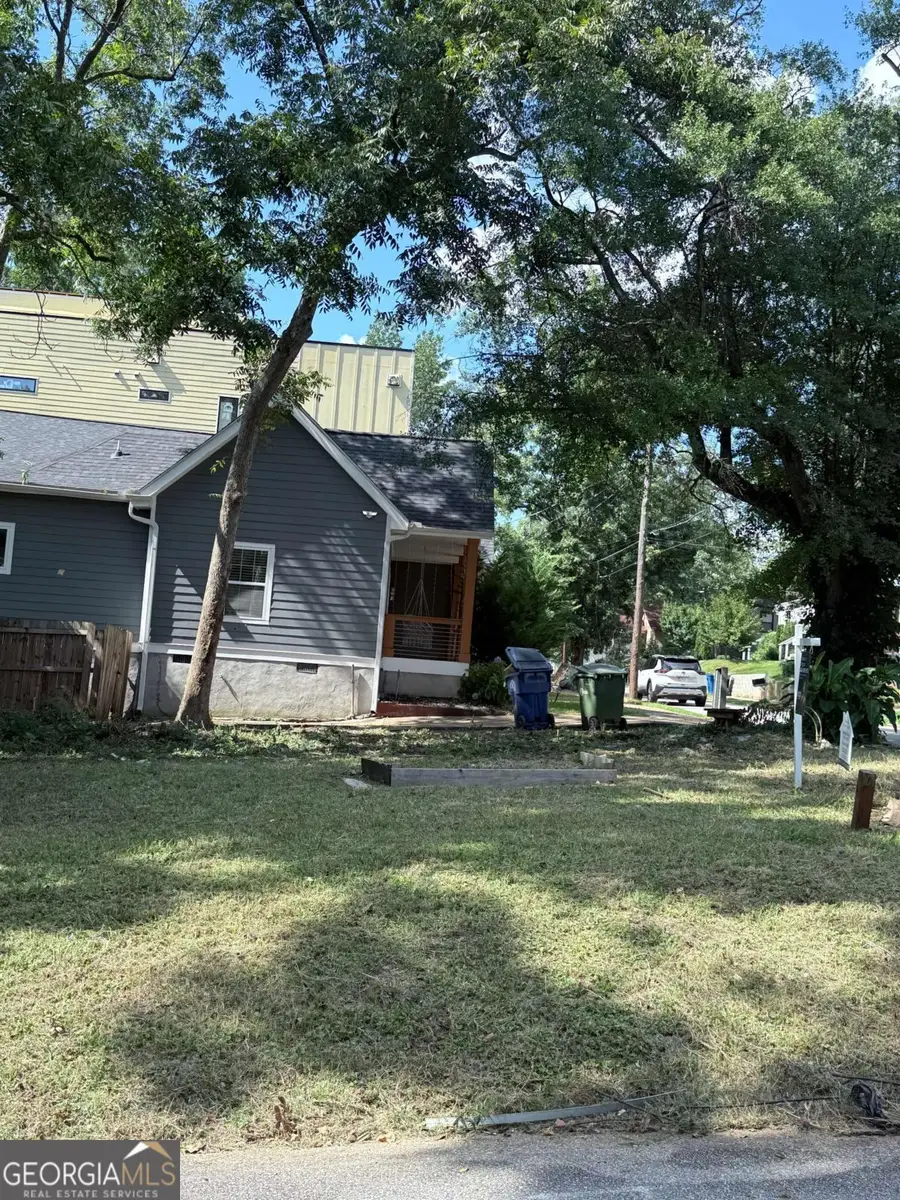 977 Smith Street Sw, Atlanta, GA 30310 - Image #3