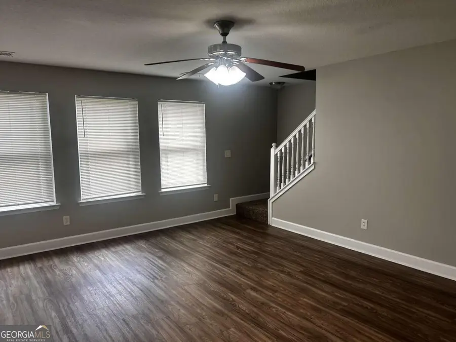 6256 Hickory Lane Circle, Union City, GA 30291 - Image #2