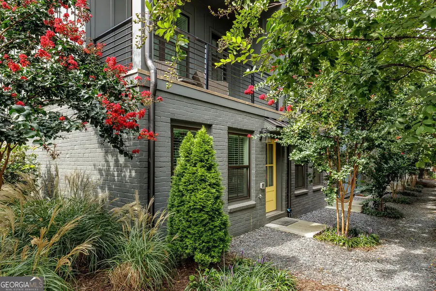 183 Chestnut Circle Ne, Atlanta, GA 30342 - Image #3