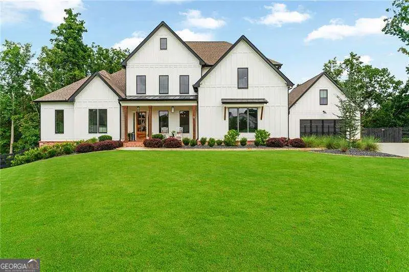 128 Creekview Lane, Canton, GA 30115 - Image #2