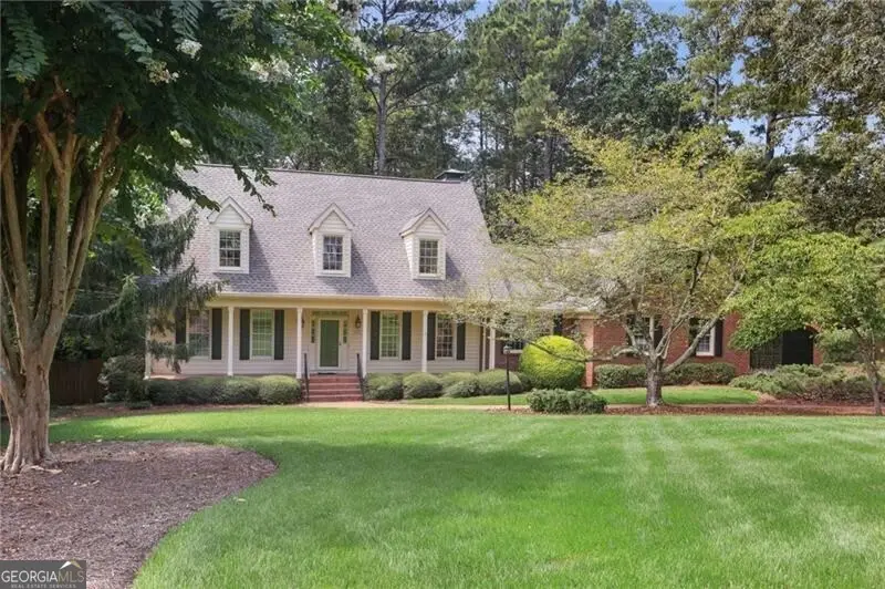 527 N Saint Marys Lane Nw, Marietta, GA 30064 - Image #1