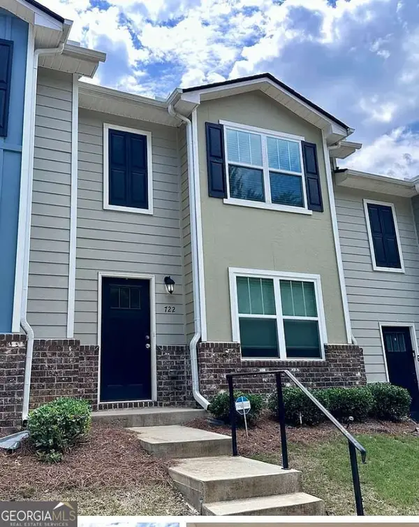 722 Keeshono Street, Union City, GA 30291