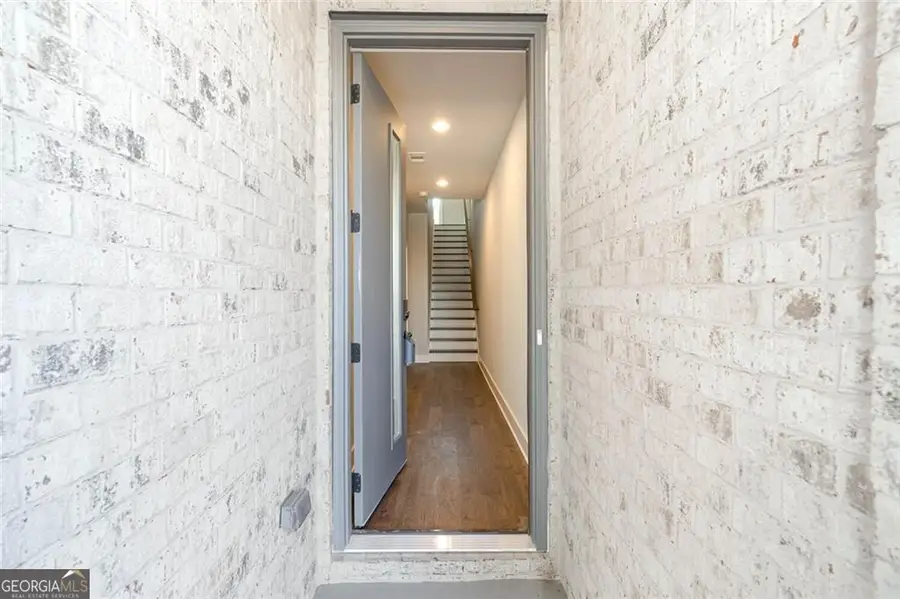 691 Vidalia Lane, Atlanta, GA 30318 - Image #3