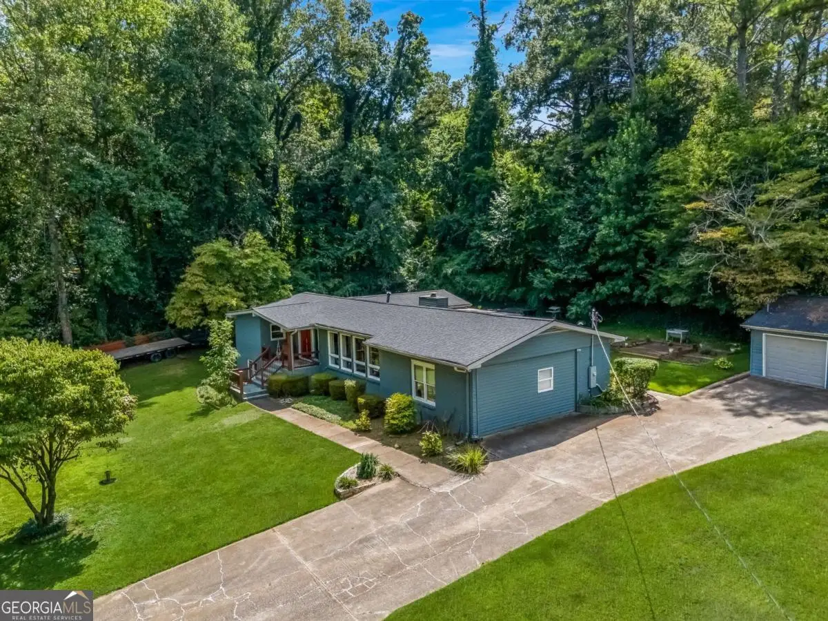 6101 Misty Valley Drive Se, Acworth, GA 30102 - Image #1