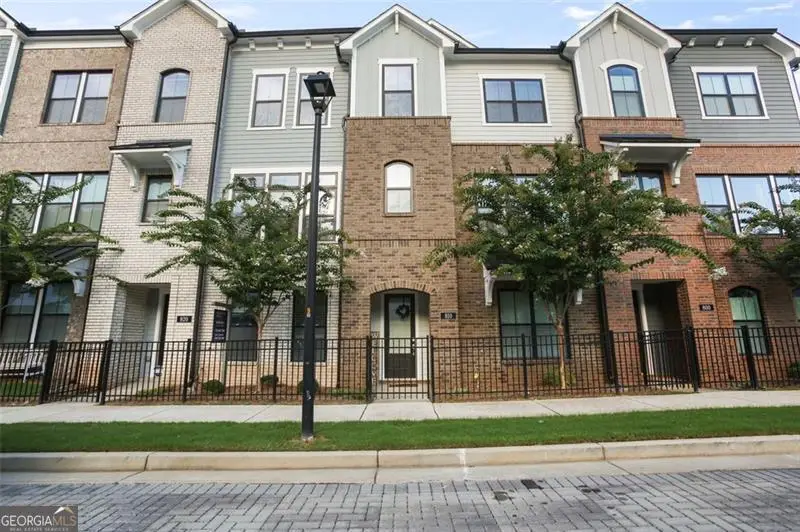 810 Kenway Avenue, Roswell, GA 30076 - Image #1