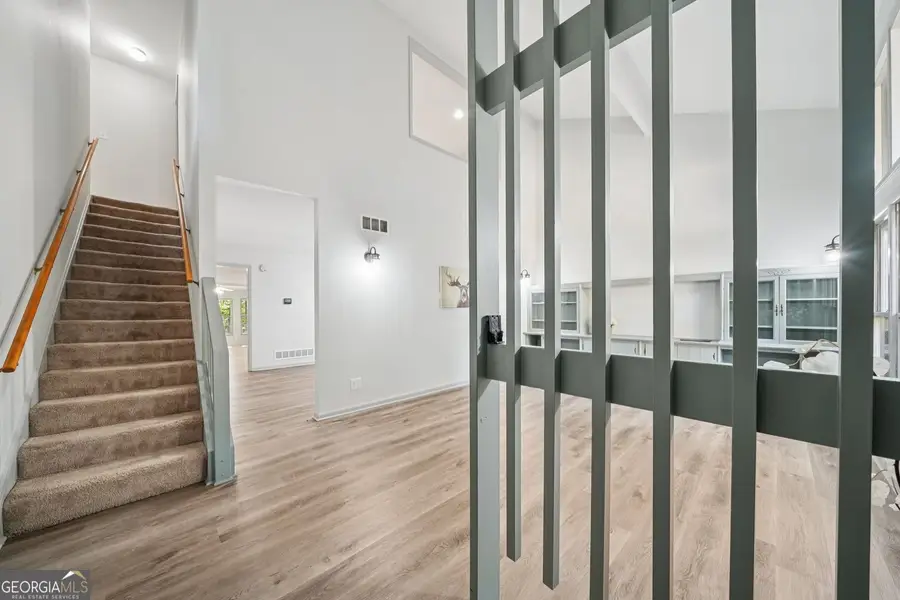 230 Lakeview Ridge E, Roswell, GA 30076 - Image #3