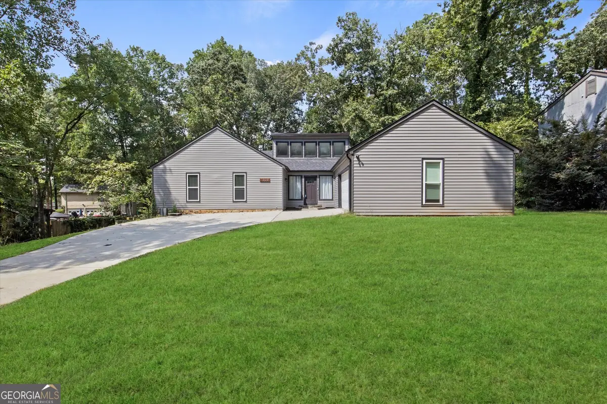 1060 Deer Chase, Stone Mountain, GA 30088 - Image #1