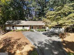 5231 Seaton Drive, Dunwoody, GA 30338 - Image #1