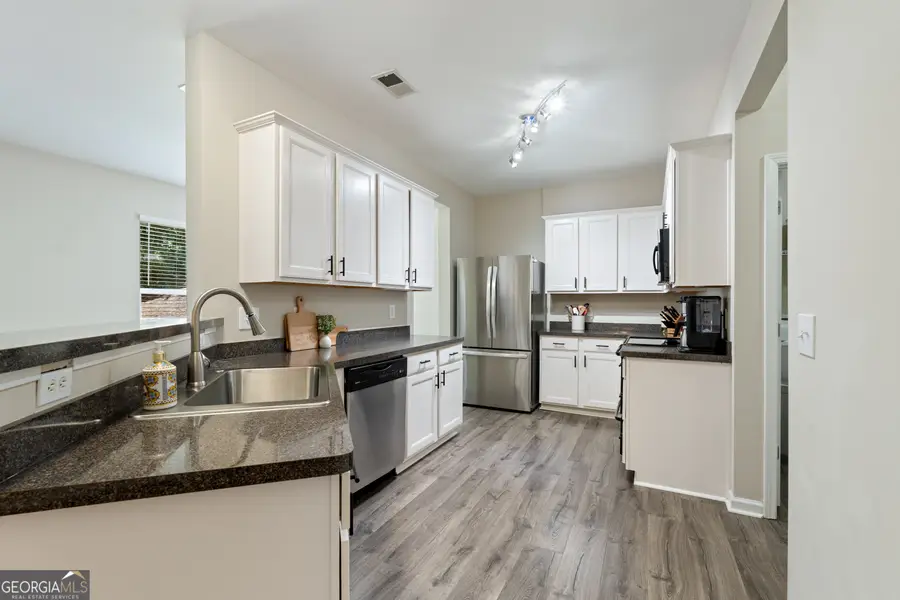 136 Wiley Parc Circle, Woodstock, GA 30188 - Image #2