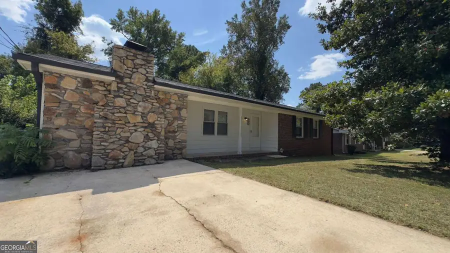 4105 Emerald Lake Drive, Decatur, GA 30035 - Image #3