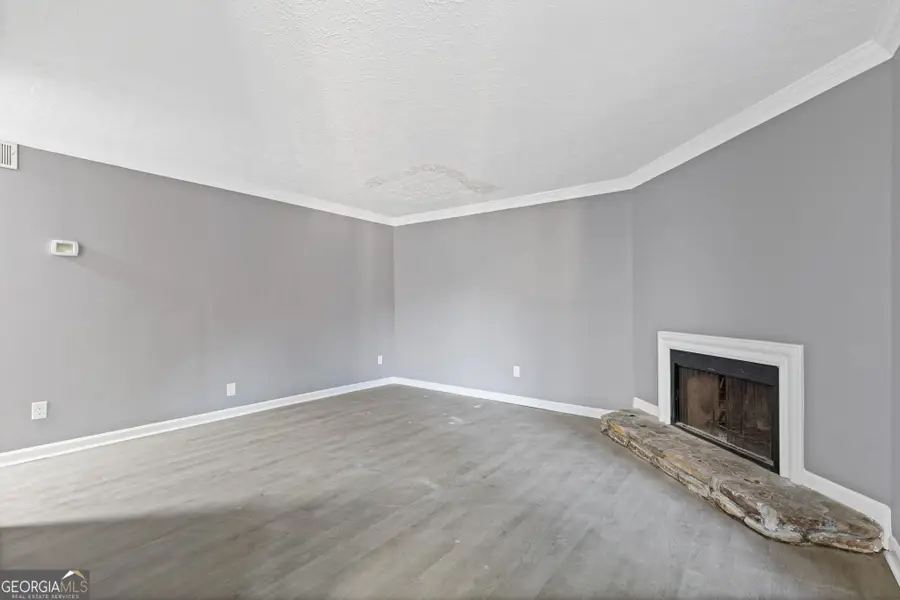 836 Lake Hollow Boulevard Sw, Marietta, GA 30064 - Image #3