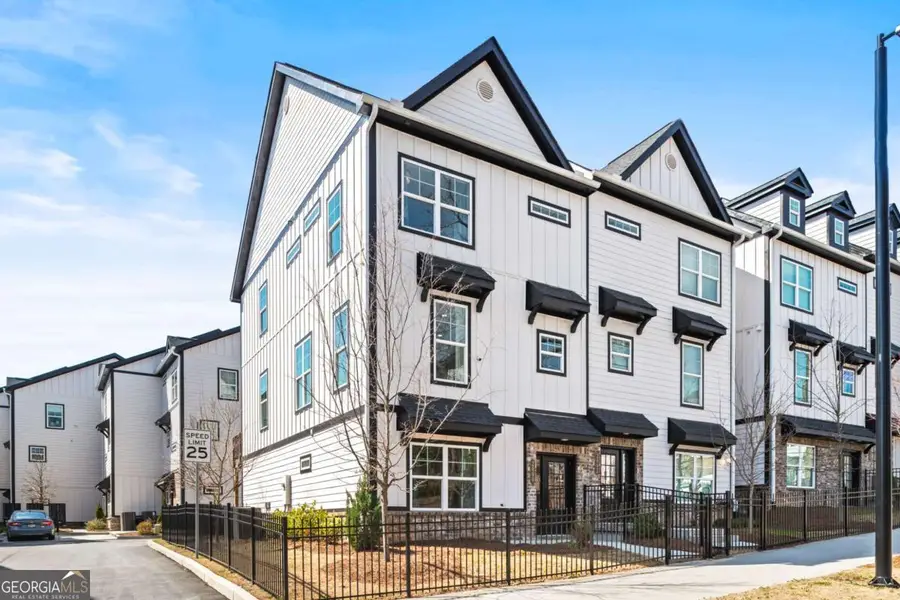 1967 Hollywood Road Nw #18, Atlanta, GA 30318 - Image #3