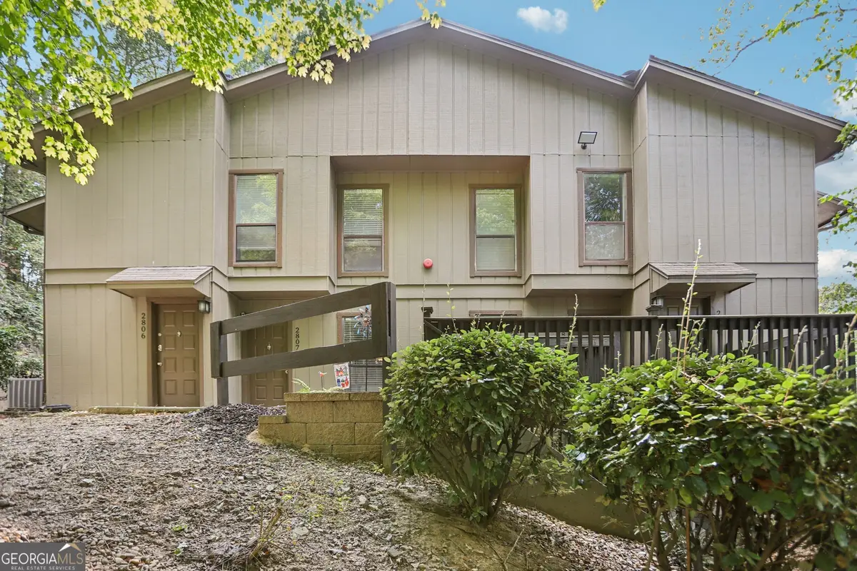 2808 Cumberland Court Se, Smyrna, GA 30080 - Image #1