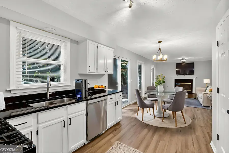 524 Meadowfield Court, Lawrenceville, GA 30043 - Image #2