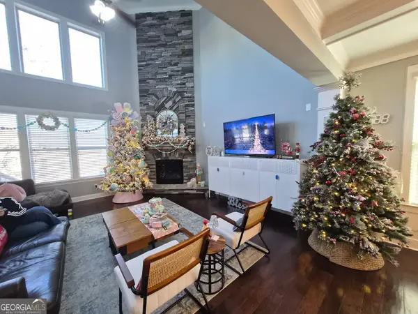 4071 Woodward Walk Lane, Suwanee, GA 30024