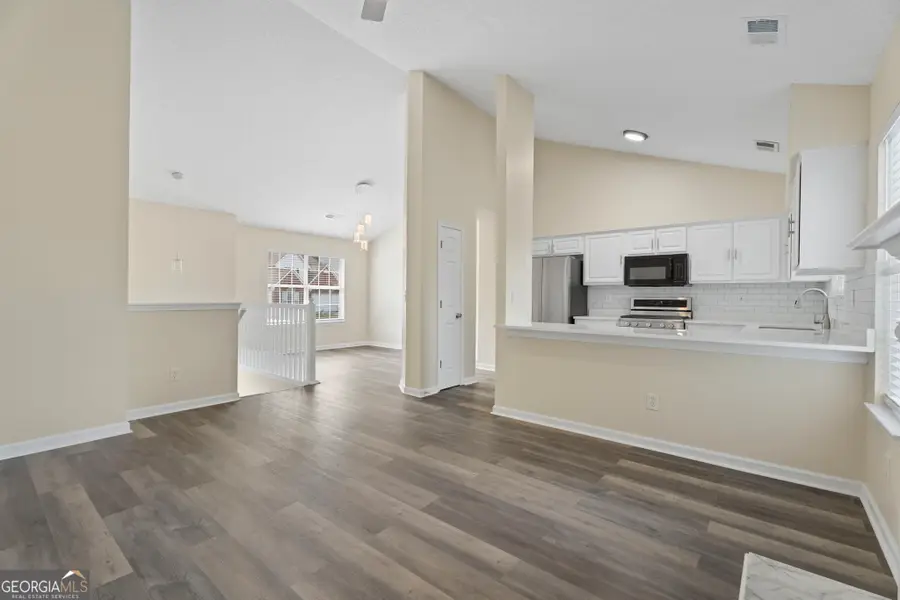 955 Loch Forest Way, Riverdale, GA 30296 - Image #3