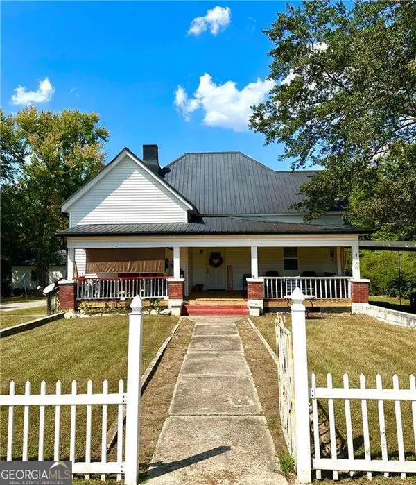 6923 W Strickland Street, Douglasville, GA 30134