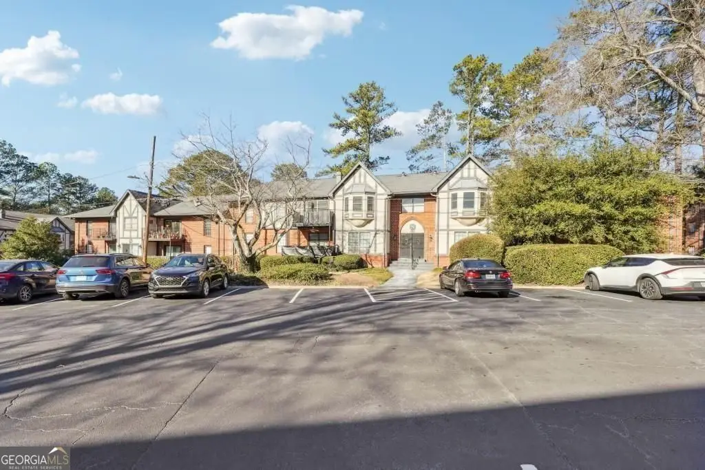 6851 Roswell Road #N-20, Sandy Springs, GA 30328 - Image #1