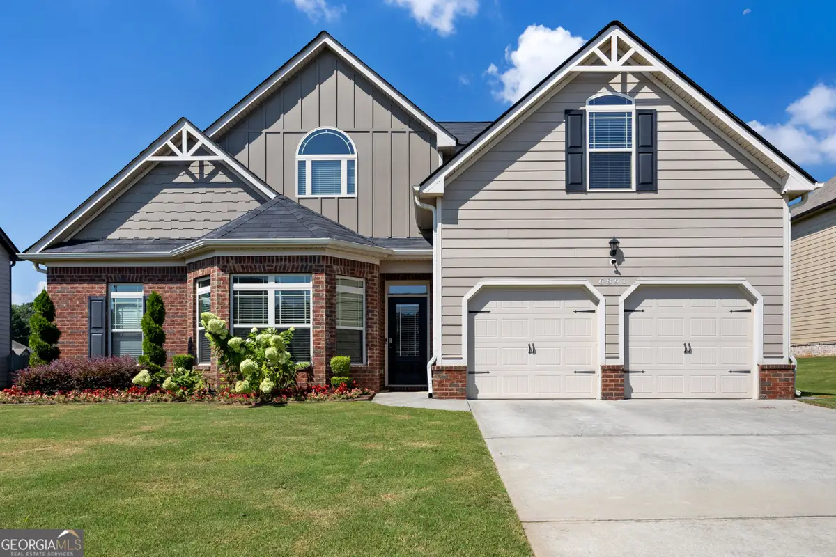 6891 Dresden Drive, Rex, GA 30273 - Image #1