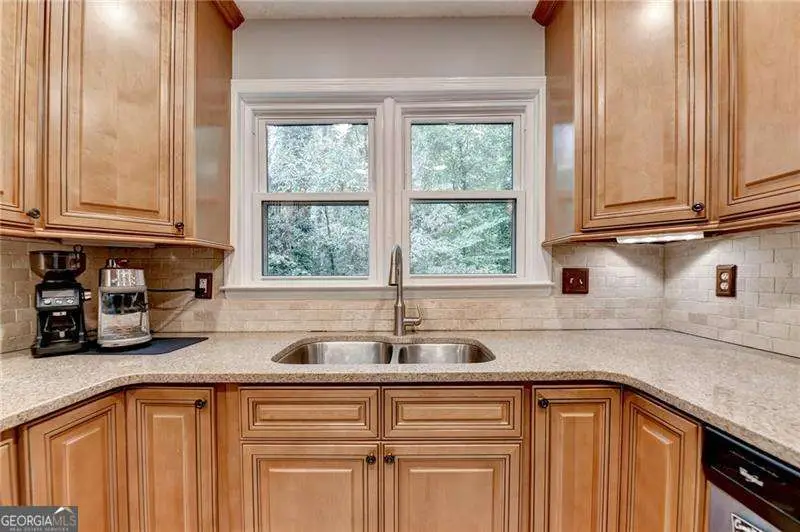 2475 Northlake Court Ne, Atlanta, GA 30345 - Image #3