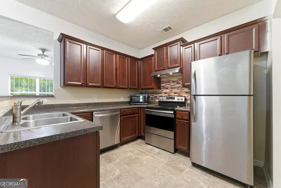 2334 Bigwood Trail, Atlanta, GA 30349 - Image #2