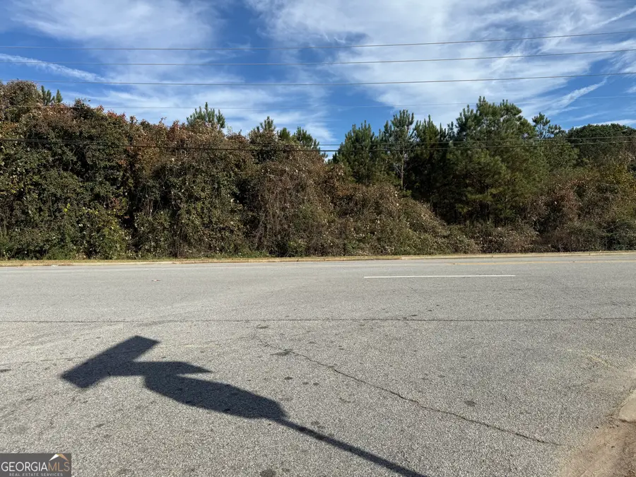 8652 Webb Road, Riverdale, GA 30274 - Image #3