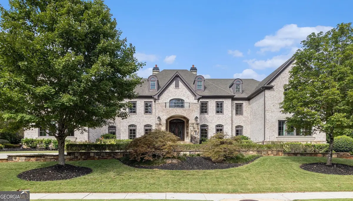 5005 Heatherwood Court, Roswell, GA 30075 - Image #1