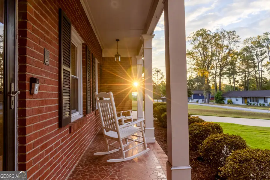 317 Highview Drive Se, Smyrna, GA 30082 - Image #2