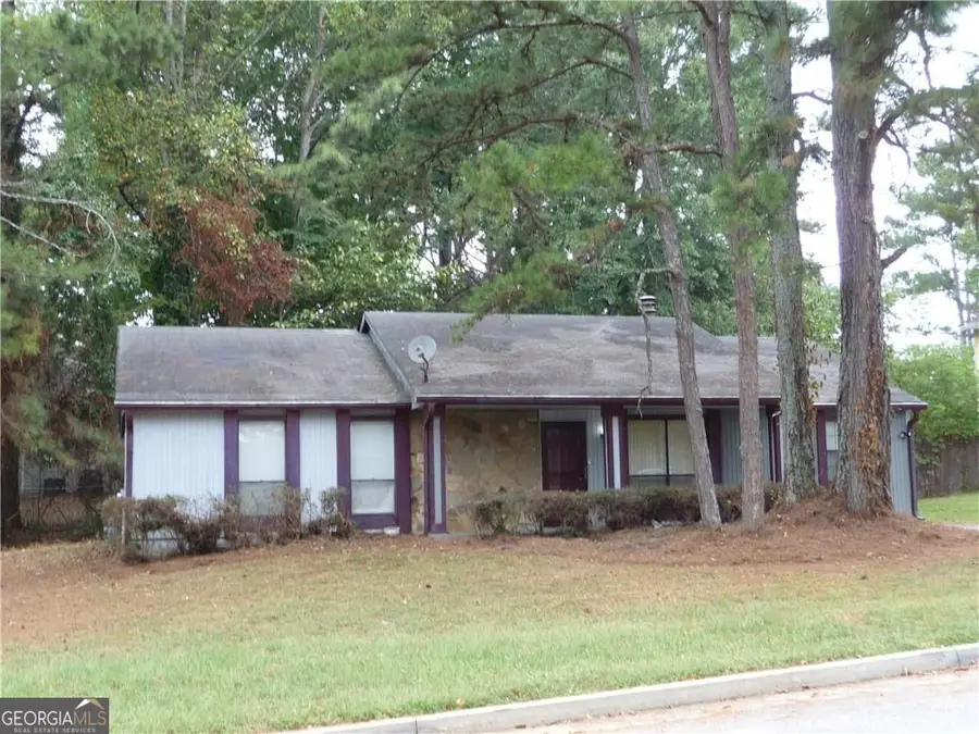 5472 Forest East Lane, Stone Mountain, GA 30088 - Image #2