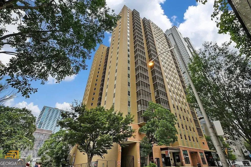 300 Peachtree Street Ne #APT 4C, Atlanta, GA 30308 - #1
