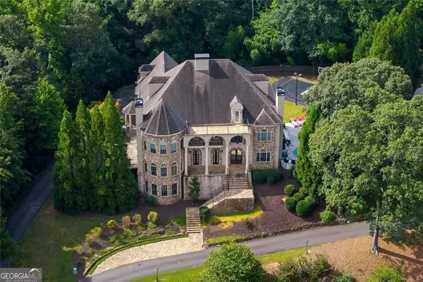 11140 W. Road, Roswell, GA 30075