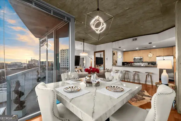 3324 Peachtree Road Ne #902, Atlanta, GA 30326