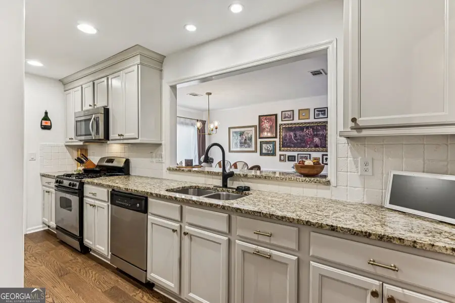 115 Great Oaks Lane, Roswell, GA 30075 - Image #3