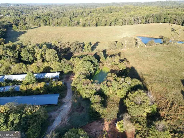 4592 Waters Road, Woodstock, GA 30188