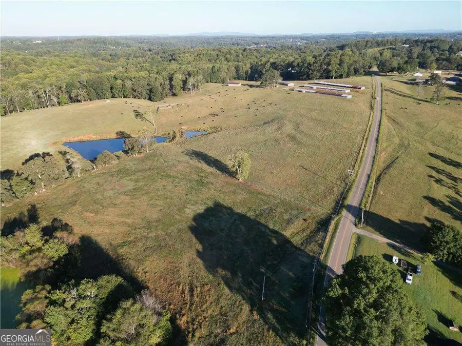4592 Waters Road, Woodstock, GA 30188 - Image #2