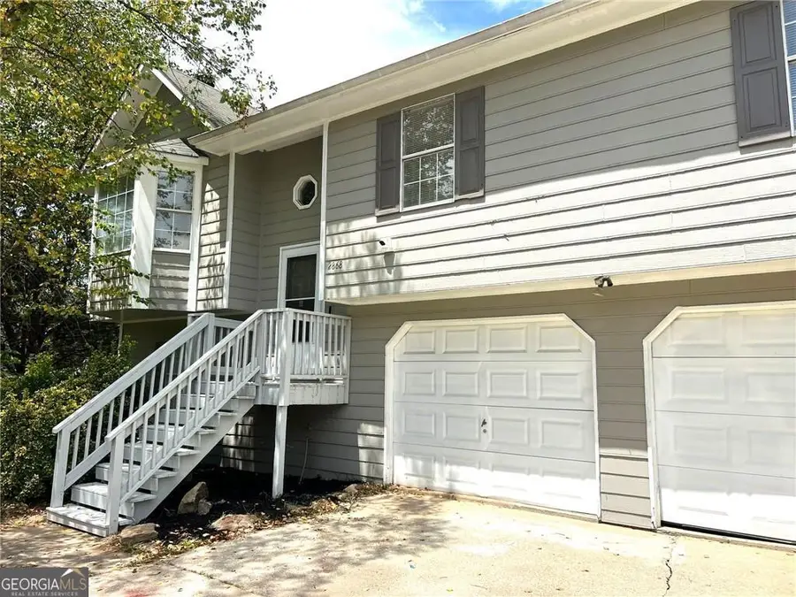 2868 Rocky Pointe Way, Snellville, GA 30078 - Image #3