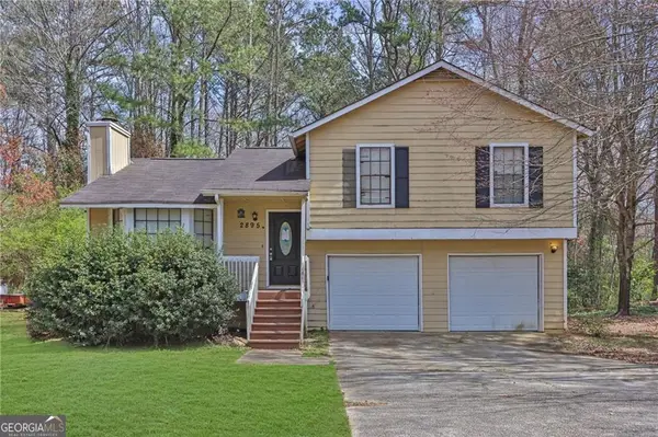 2895 Wildflower Lane, Snellville, GA 30039