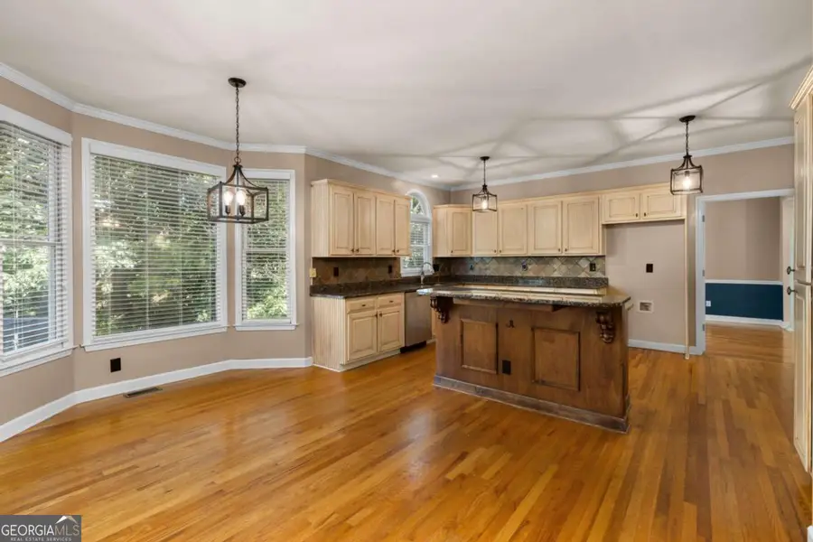 105 Kensington Pond Court, Roswell, GA 30075 - Image #3