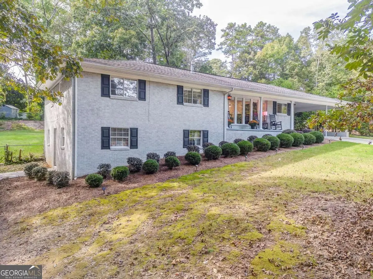 212 Sherwood Drive, Calhoun, GA 30701 - Image #1