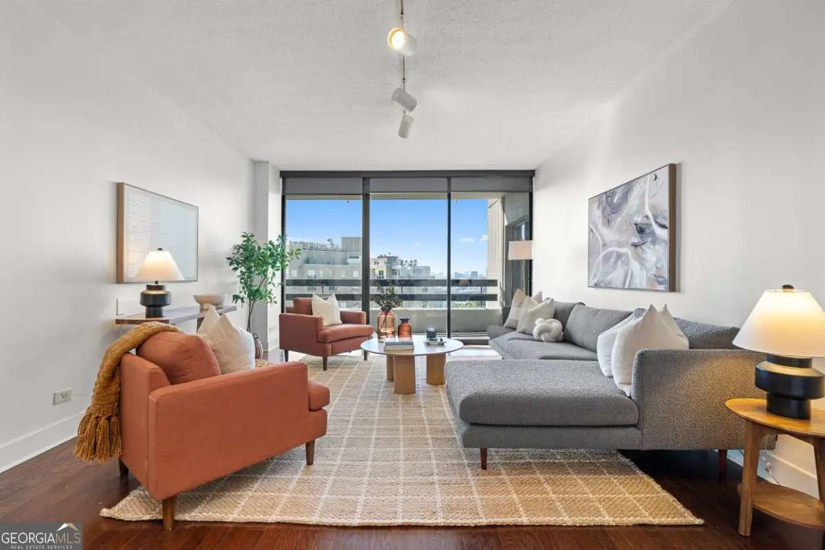 2660 Peachtree Road Nw #19A, Atlanta, GA 30305 - Image #1