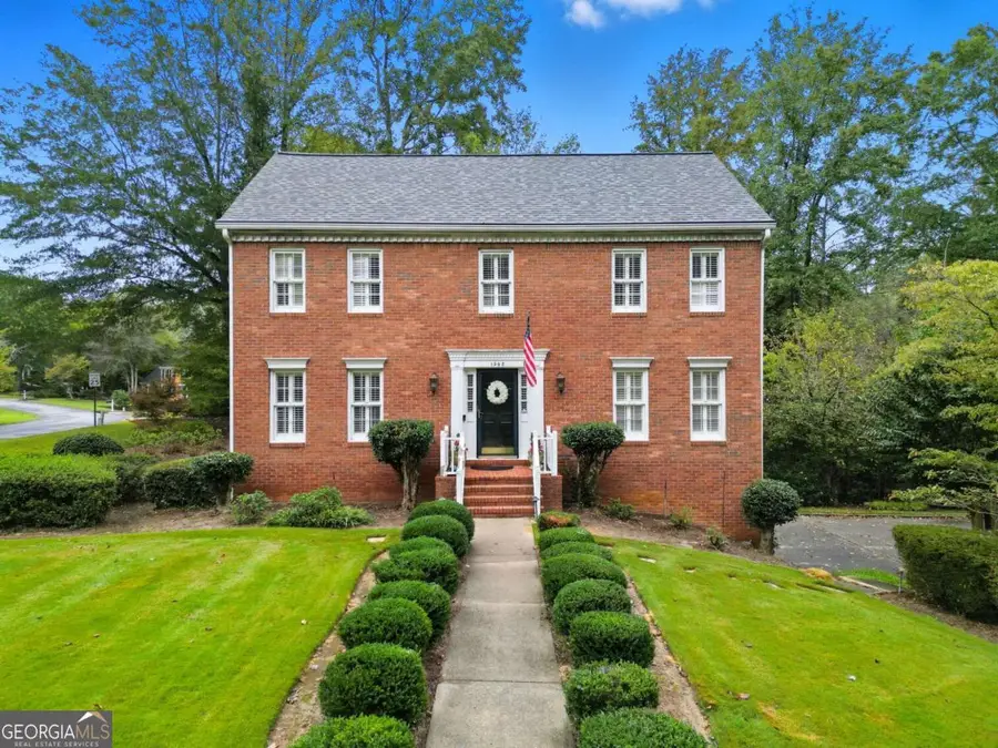 1502 Wood Thrush Way, Marietta, GA 30062 - Image #2